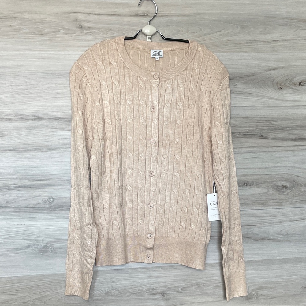 NWT- Women's Cielo Soft and Sexy Cable Knit Cardigan, Khaki